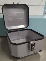 ALUMINIUM TOP CASE  Gebraucht