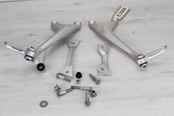 Soziusfussrastenanlage, Halter, Träger  hinten Triumph Speed Triple 1200 RR (2022)