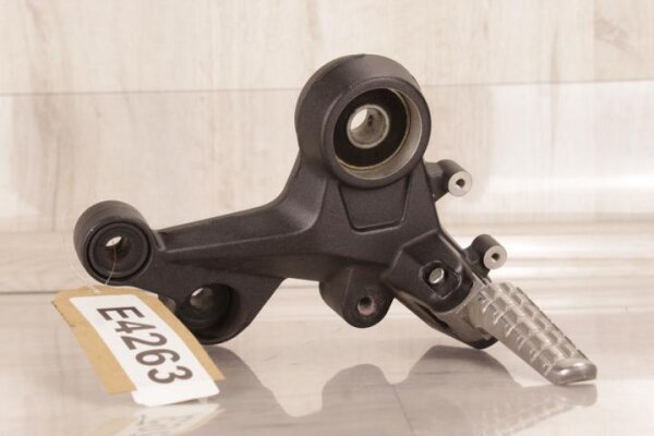 Fussraste  Ducati Monster 769 (2010)