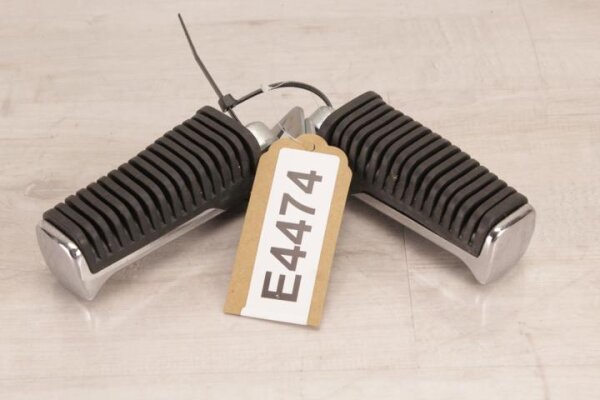 Fussraste  hinten Suzuki Intruder 1400 VX5 1L (2000)